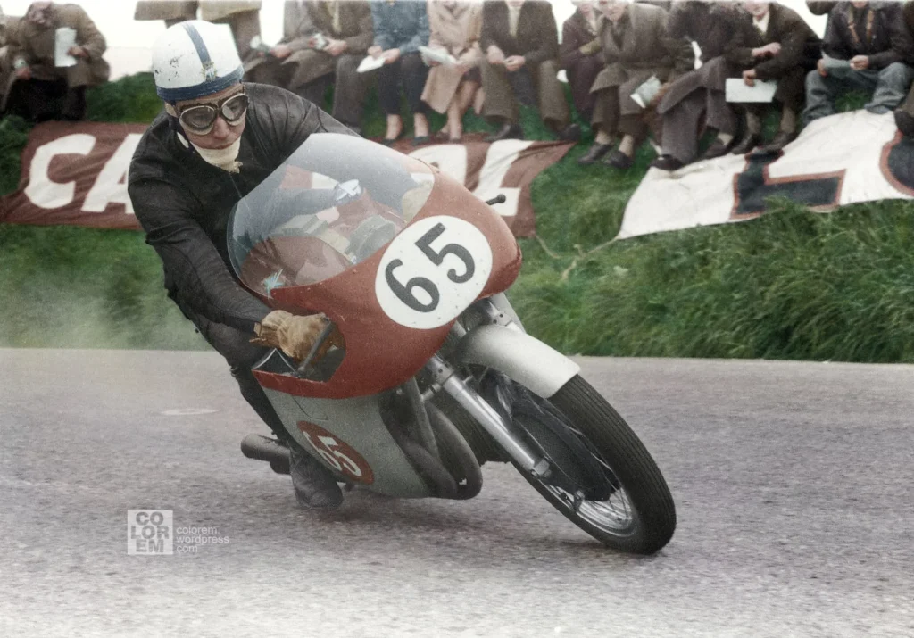 John Surtees | Campeón de MotoGP y Formula 1