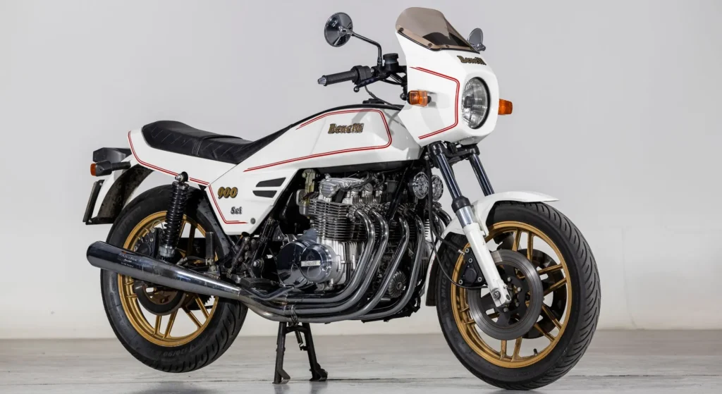 Moto de Seis Cilindros - Benelli Sei