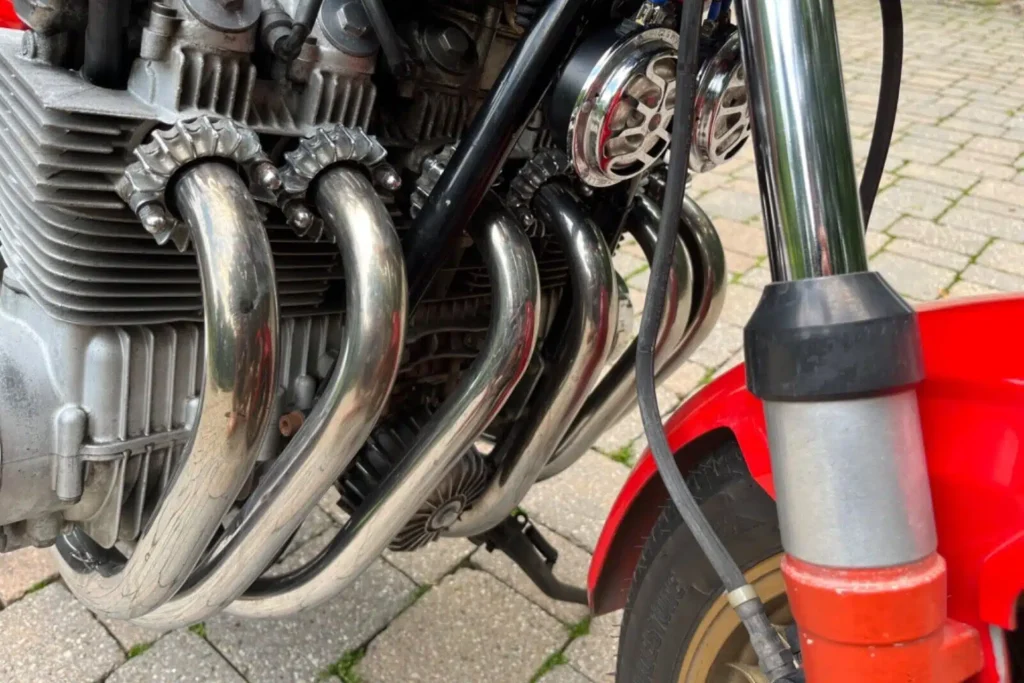 Moto de Seis Cilindros - Benelli Sei - Moto Euforia