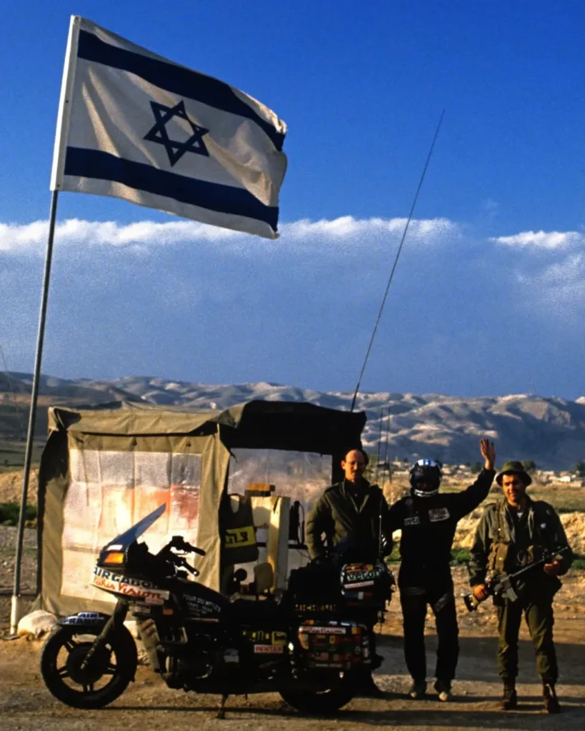 Llegando a Israel - Emilio Scotto - Moto Euforia