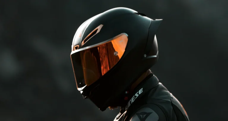 Cómo elegir casco de moto sin humo, mitos ni marketing: La GUÍA definitiva